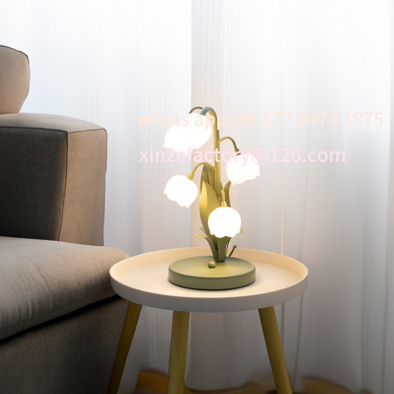 Decor Lighting Cy - Anpassbare LED-Blumen-Tischlampe, dekorative Schreibtischleuchte, kreatives Design,